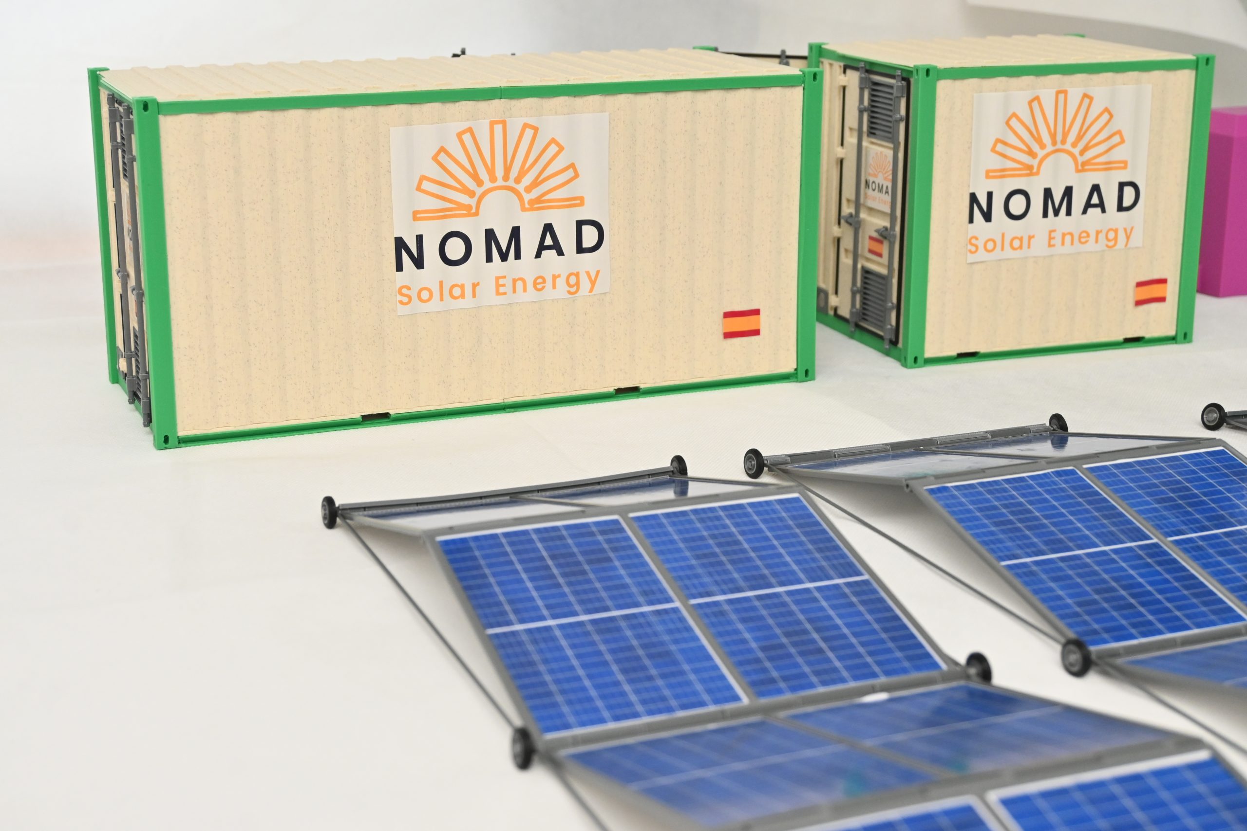 Proyecto de maqueta industrial para Nomad Solar Energy Proyecto de maqueta industrial para Nomad Solar Energy